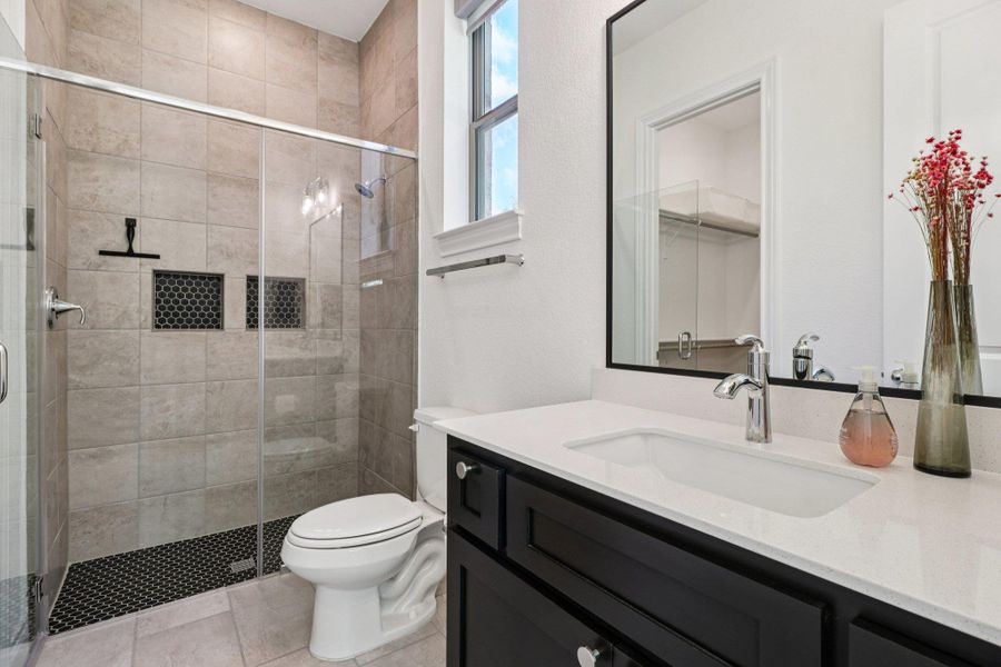 Furnished interior view inside a new home in Wolf Ranch West Bend - 70', Georgetown (Image 33).