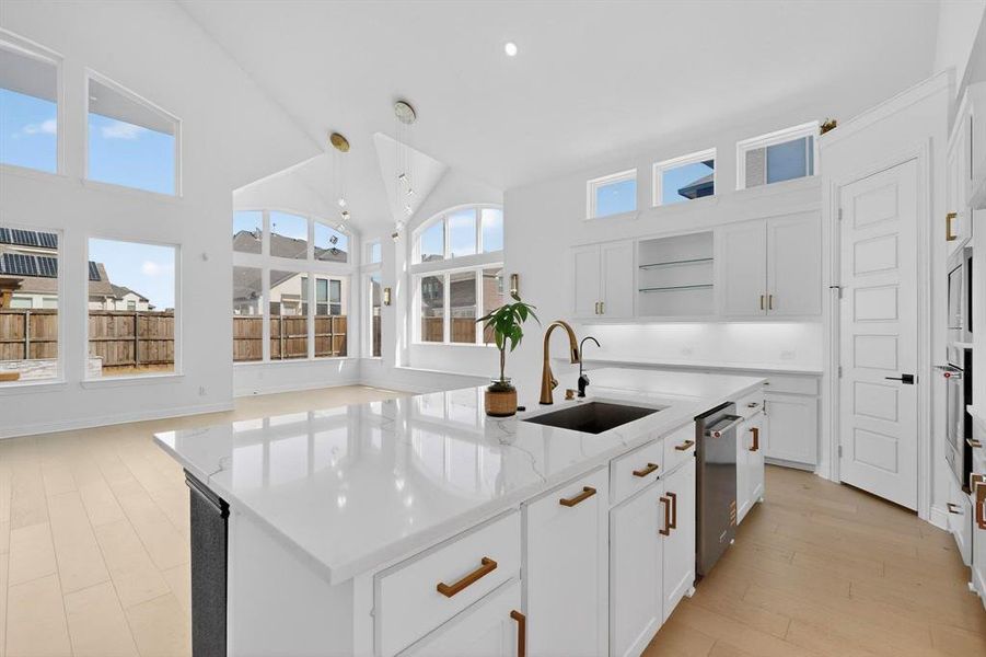 Furnished interior view inside a new home in , Prosper (Image 13).