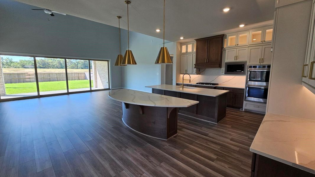 Furnished interior view inside a new home in Sienna 65', Missouri City (Image 5).