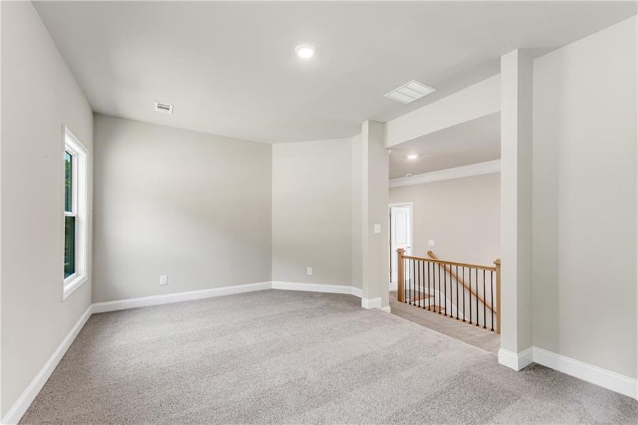 Spacious, unfurnished interior of a new home in Hidden Fields, Hoschton (Image 37).