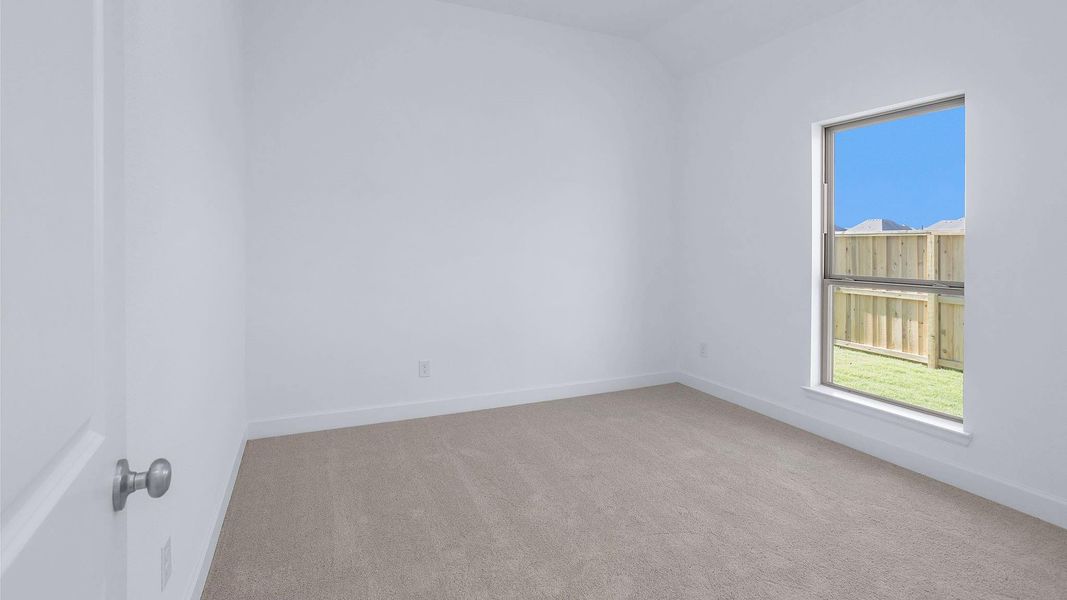 Spacious, unfurnished interior of a new home in Riceland 50', Mont Belvieu (Image 8).