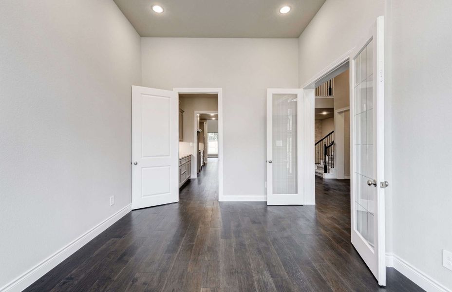 Representative unfurnished interior of a home built from the 2924 by Ravenna Homes in The Highlands 55′, Porter (Image 19). Representative unfurnished interior of a home built from the 2924 by Ravenna Homes in The Highlands 55′, Porter (Image 19).