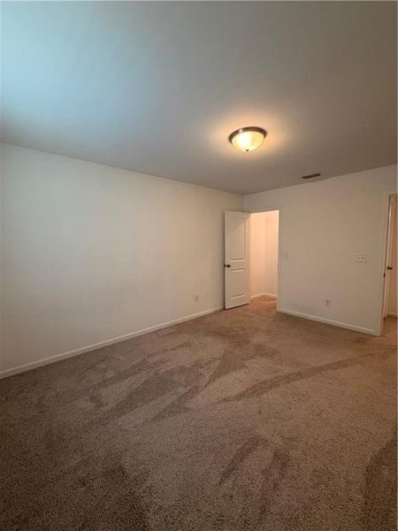 Spacious, unfurnished interior of a new home in Creekside, Dawsonville (Image 50).