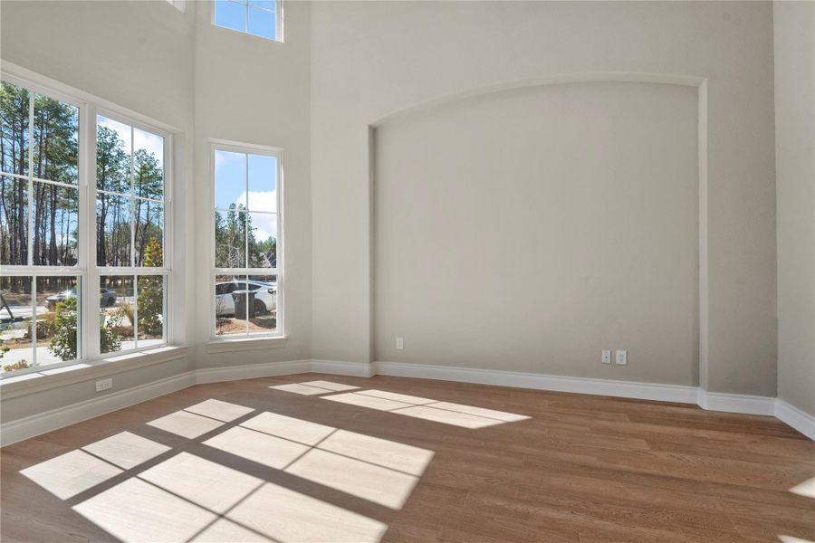 Spacious, unfurnished interior of a new home in , Conroe (Image 28). Spacious, unfurnished interior of a new home in , Conroe (Image 28).