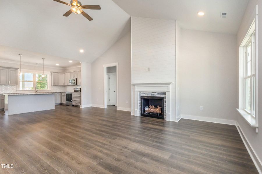 007_kv0a0619-edit_311