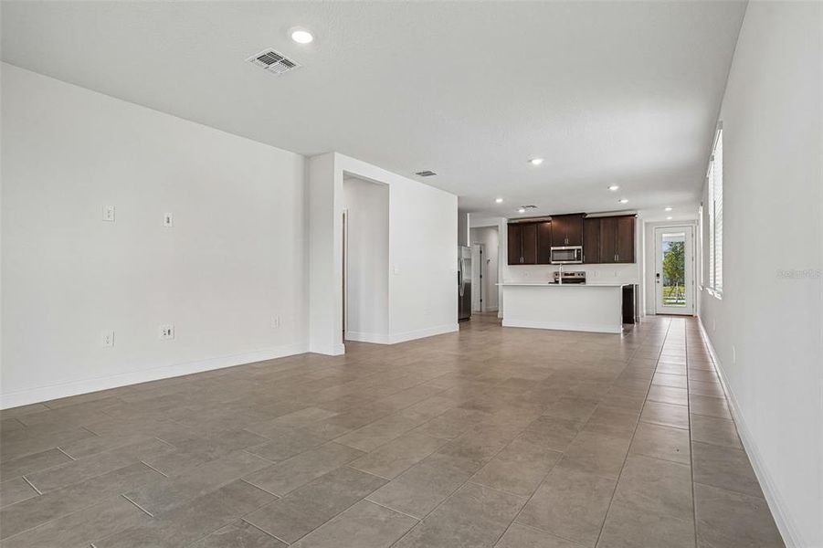 Spacious, unfurnished interior of a new home in The Reserve at Hammock Oaks - Classic Series, Lady Lake (Image 25). Spacious, unfurnished interior of a new home in The Reserve at Hammock Oaks - Classic Series, Lady Lake (Image 25).