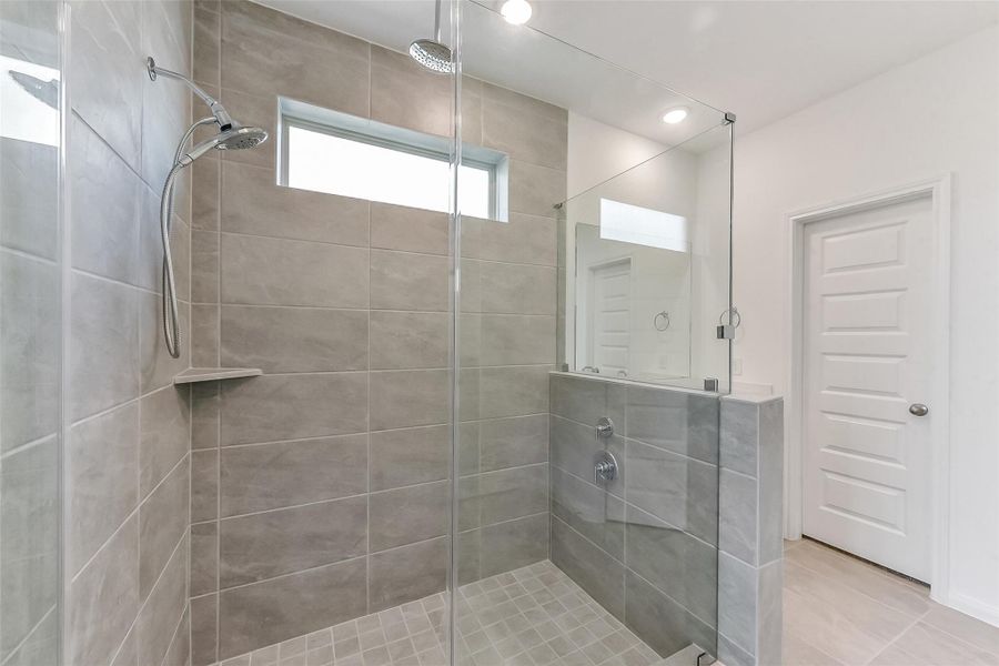 Image 37 of a home in River Ranch Meadows.