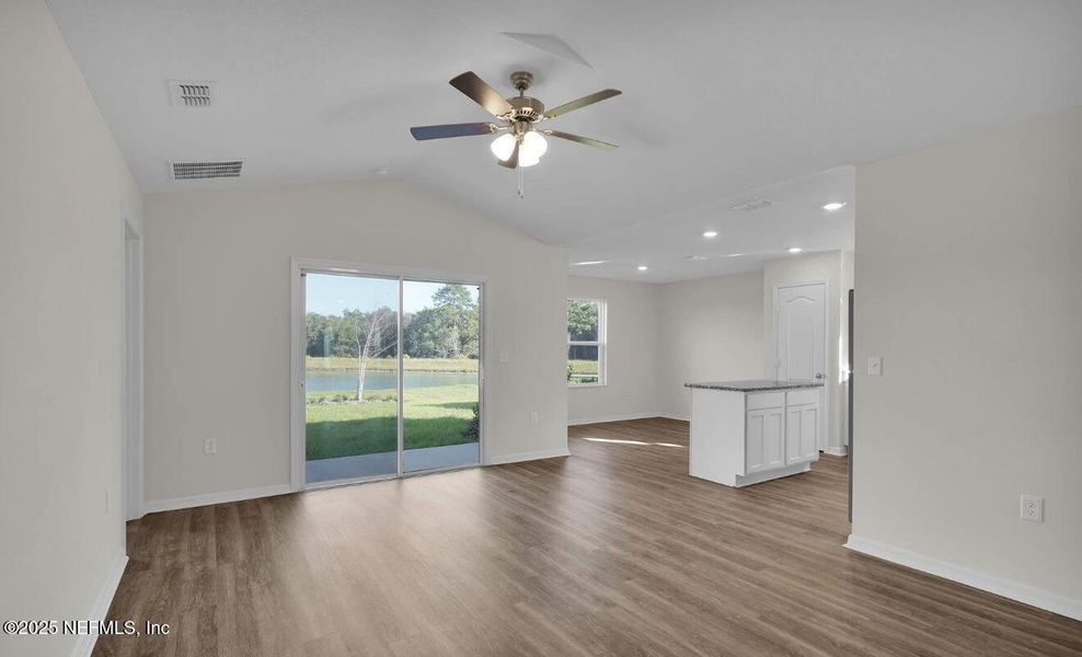 Image 8 of a home in .