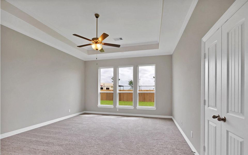 Representative unfurnished interior of a home built from the Ventura by CastleRock Communities in Horizon Lakes, McLendon-Chisholm (Image 16).