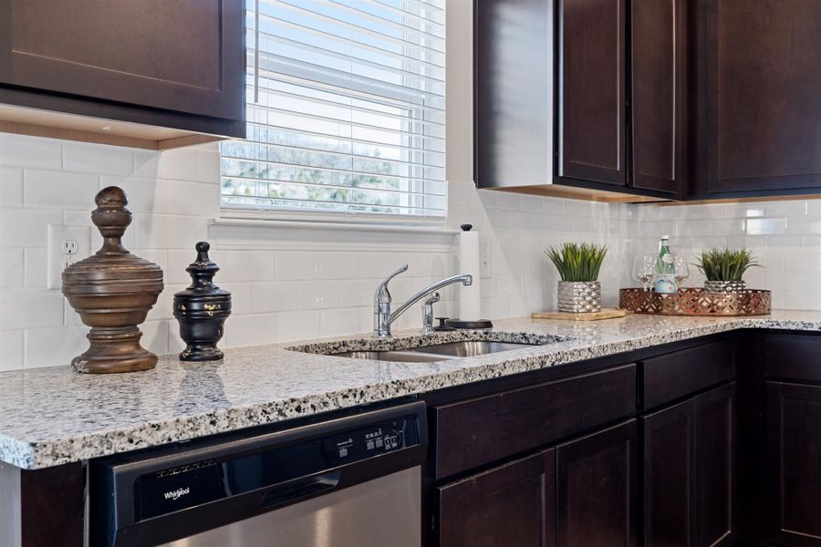 Representative furnished interior of a home built from the Hanover by D.R. Horton in Harbor Crest, Ooltewah (Image 18).