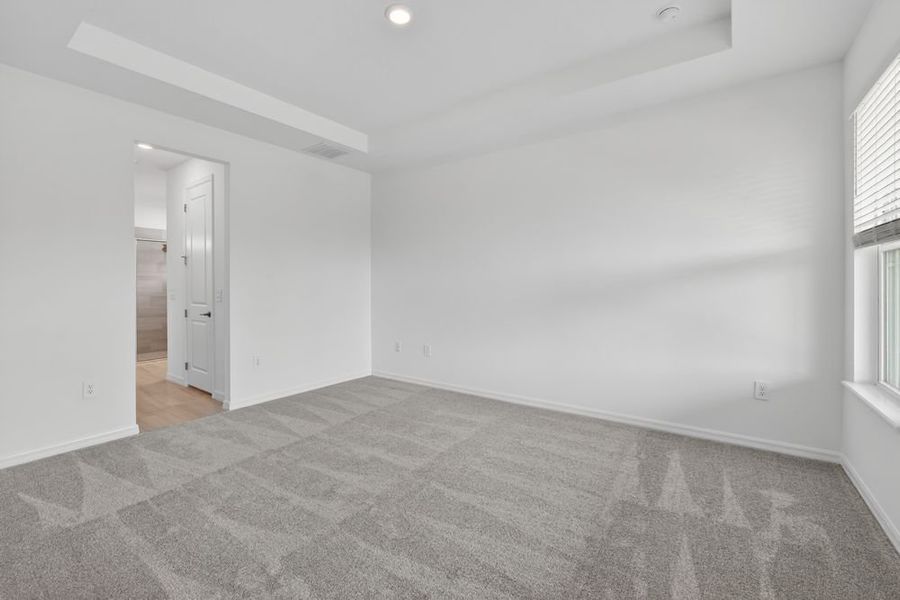 Representative unfurnished interior of a home built from the Aruba by Taylor Morrison in Coasterra Community Group Page, Palmetto (Image 17).