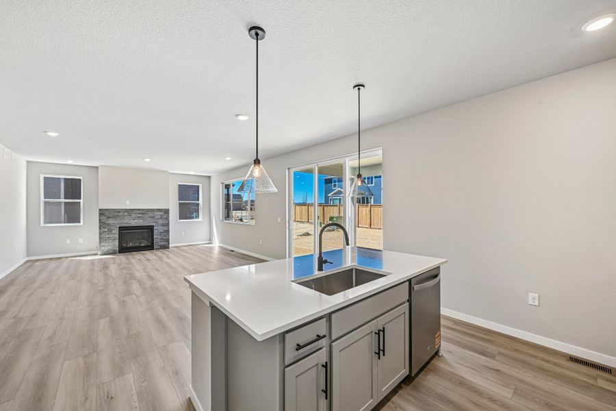 New Home in Parker, CO.  - Slide 15