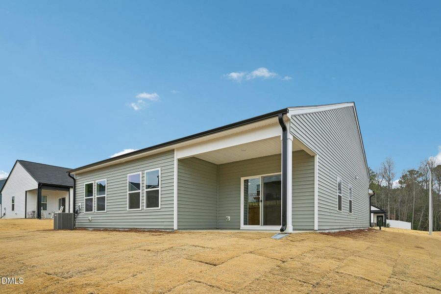 37-web-or-mls-Salers Loop-S0601-037 37-web-or-mls-Salers Loop-S0601-037