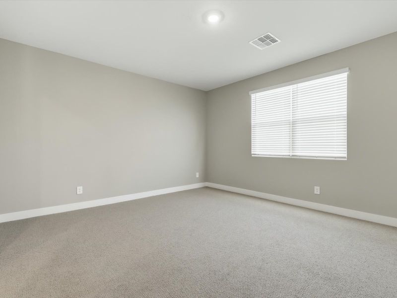 Spacious, unfurnished interior of a new home in Entrada Signature Series, Tolleson (Image 11).