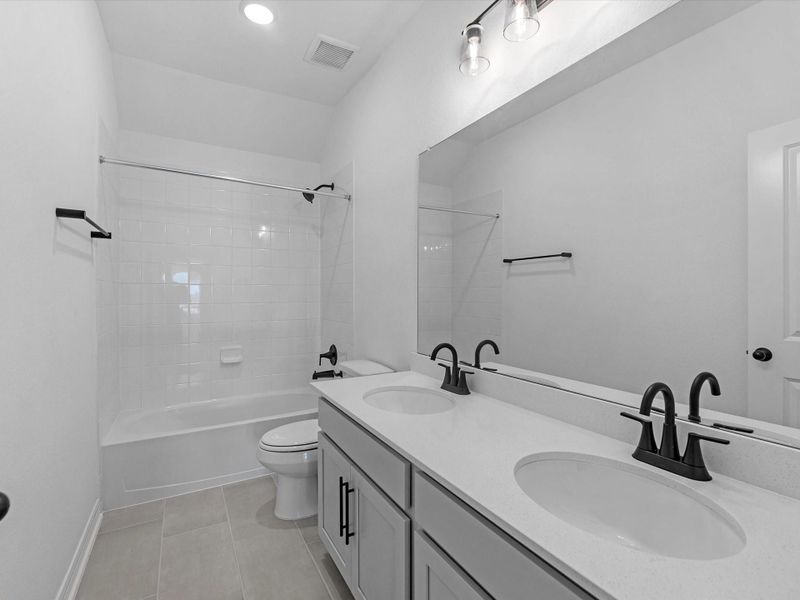 Furnished interior view inside a new home in Wildrye, Waller (Image 7).