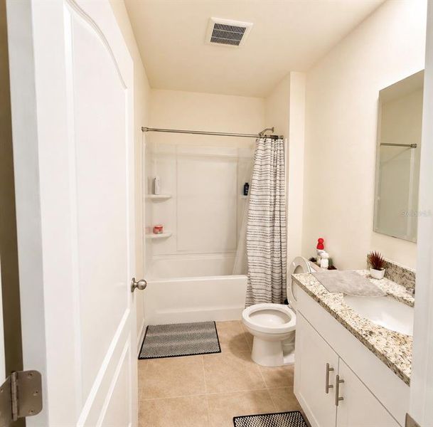 Furnished interior view inside a new home in , Kissimmee (Image 9). Furnished interior view inside a new home in , Kissimmee (Image 9).