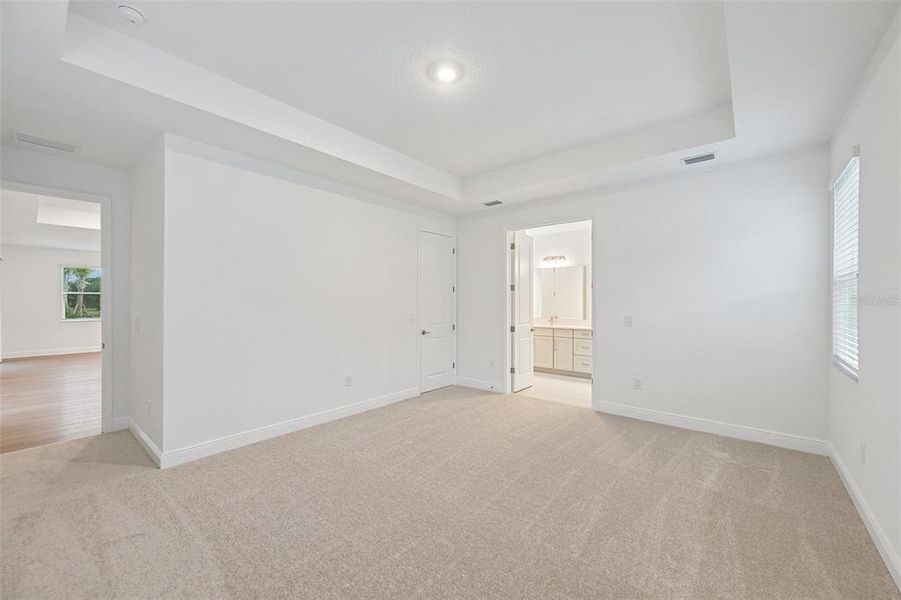 Spacious, unfurnished interior of a new home in Creeks Edge at Twin Rivers, Parrish (Image 23).