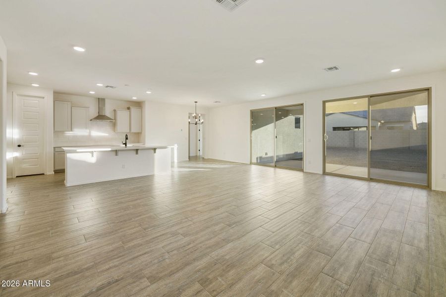 GREAT ROOM - KITCHEN