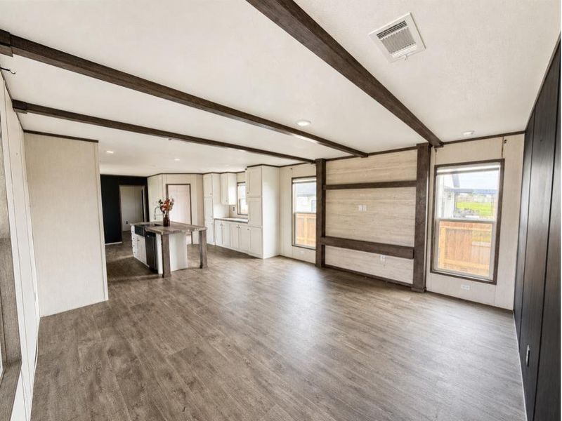 Spacious, unfurnished interior of a new home in , Cleveland (Image 9).