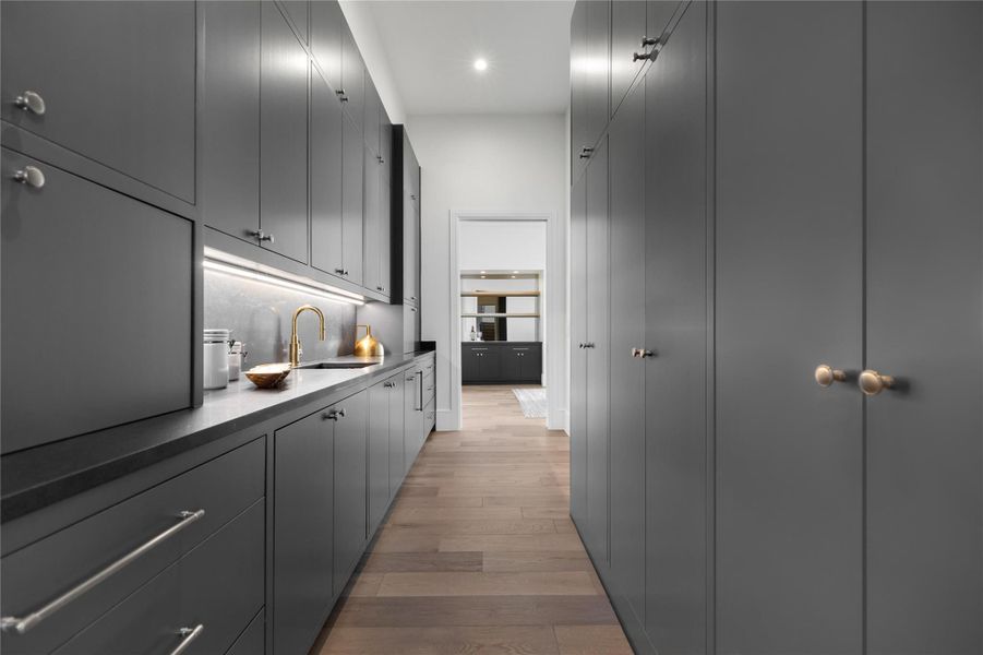 Spacious, unfurnished interior of a new home in , Rollingwood (Image 20). Spacious, unfurnished interior of a new home in , Rollingwood (Image 20).