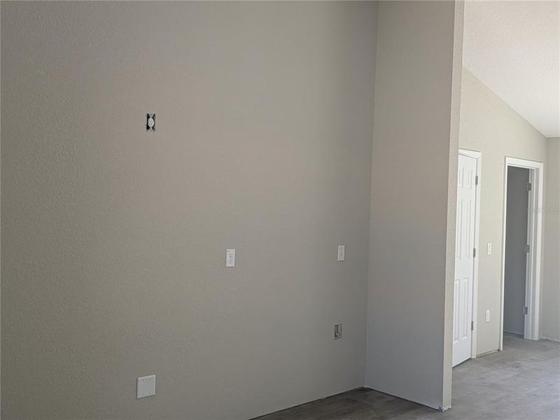 Image 8 of a home in .