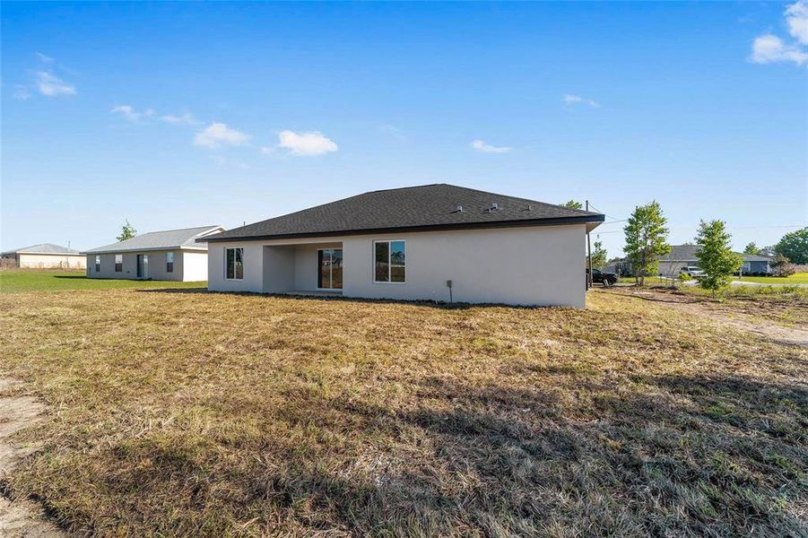 Exterior details and patio area of a home in , Ocala (Image 28).