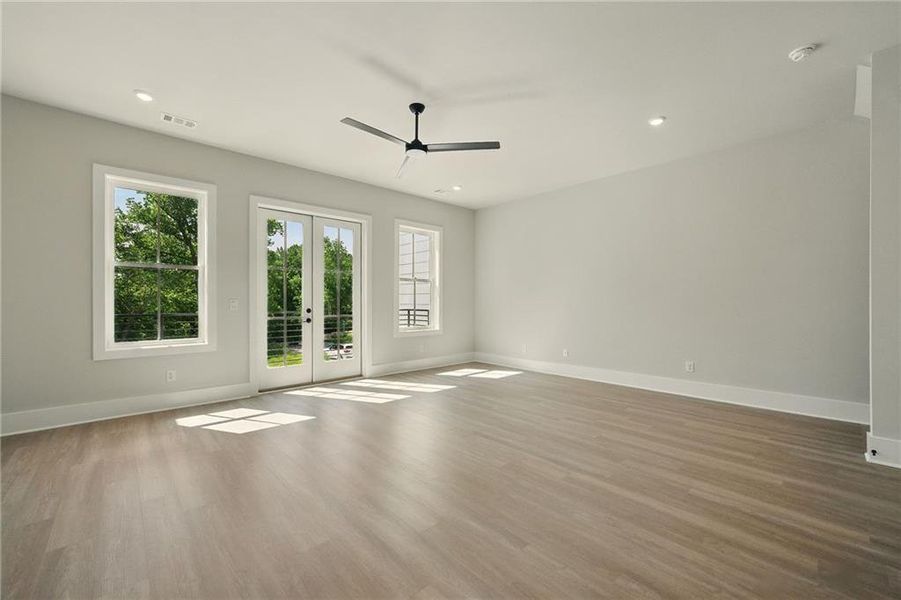 Spacious, unfurnished interior of a new home in , Atlanta (Image 22).