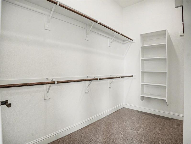 Spacious, unfurnished interior of a new home in Sagebrush Addition, Midlothian (Image 26). Spacious, unfurnished interior of a new home in Sagebrush Addition, Midlothian (Image 26).