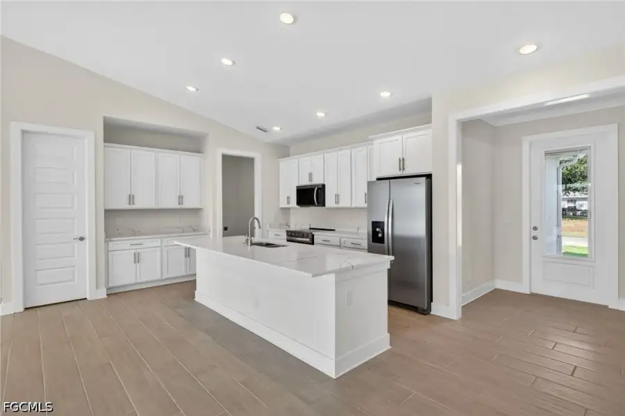 Furnished interior view inside a new home in Cape Coral, Cape Coral (Image 10).