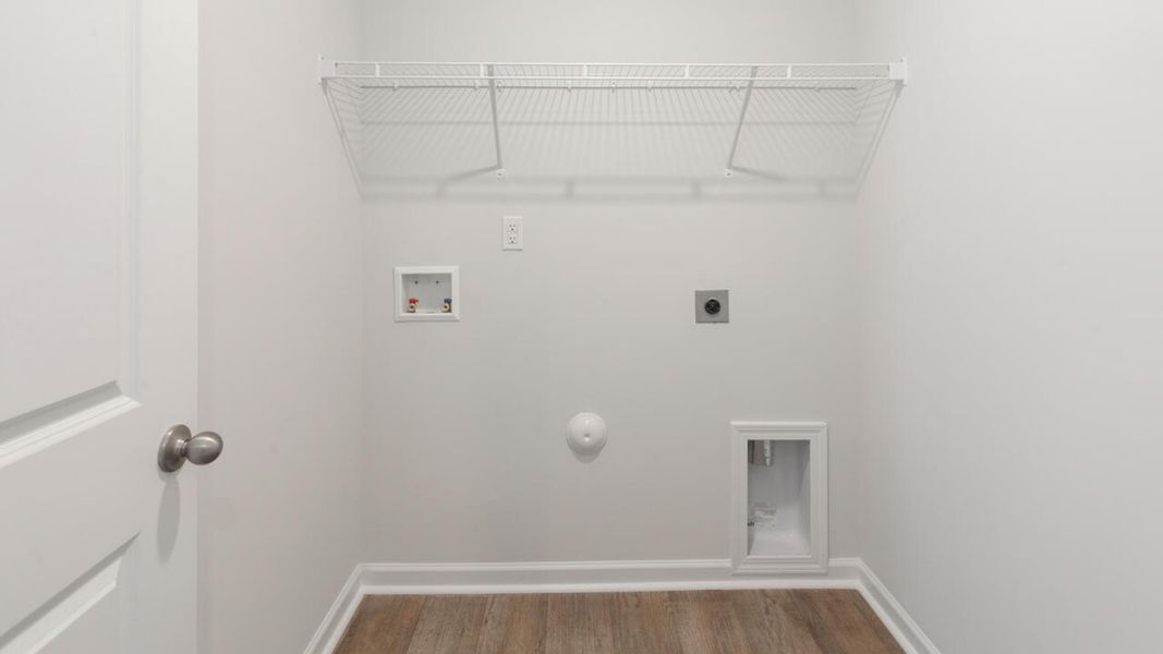 Image 40 representing the ARDEN by D.R. Horton in Eagle Creek, Bolivia, NC.