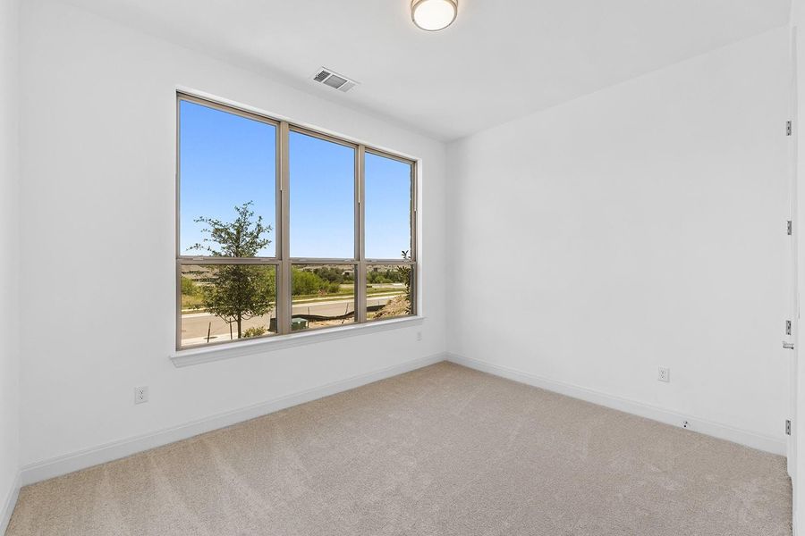 Spacious, unfurnished interior of a new home in Provence - 60', Austin (Image 17).