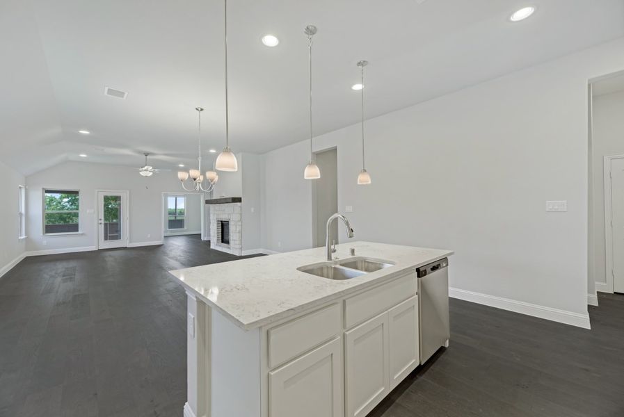 Representative furnished interior of a home built from the Rio Grande by UnionMain Homes in Elevon, Lavon (Image 6).