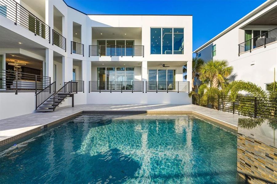 Exterior details and patio area of a home in Legends Bay, Bradenton (Image 28).