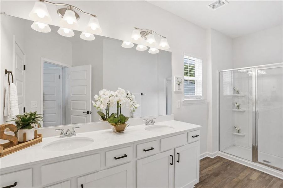 Furnished interior view inside a new home in , Cartersville (Image 6).