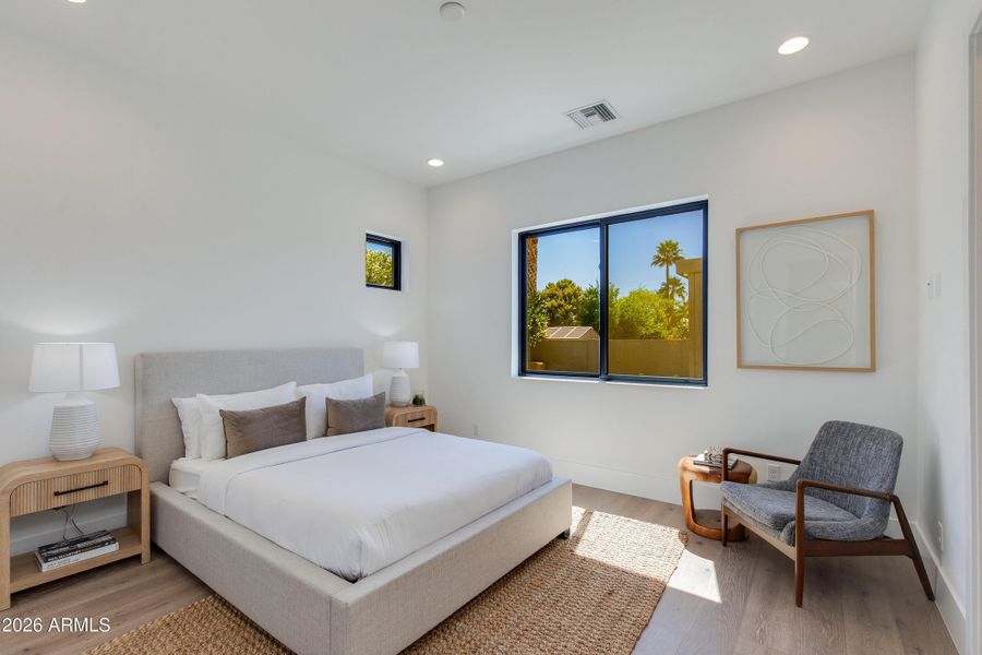 40-Bloomfield 40-Bloomfield