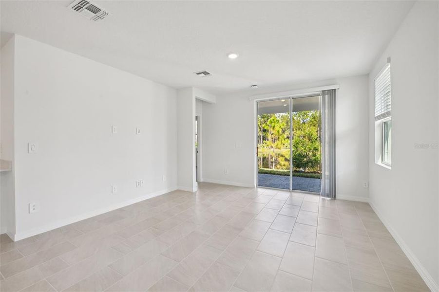 Spacious, unfurnished interior of a new home in Ridgehaven - Villas, Ormond Beach (Image 17).