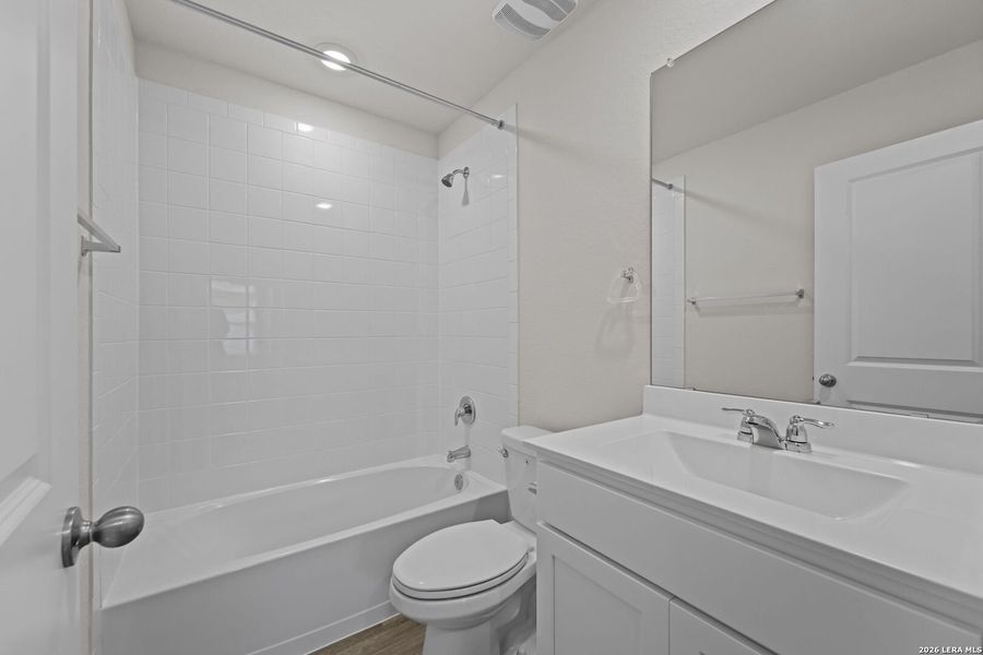 Furnished interior view inside a new home in Swenson Heights, Seguin (Image 11).