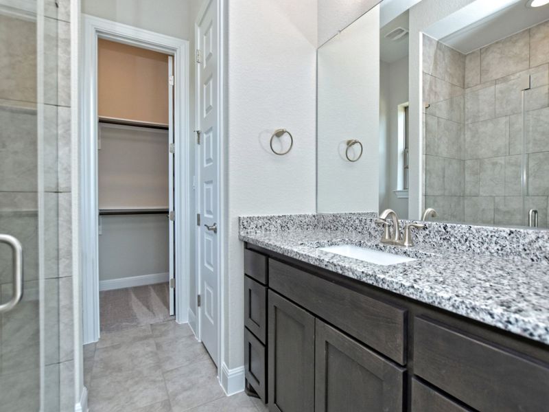 Representative furnished interior of a home built from the Siena III by Giddens Homes in Clearwater Ranch, Liberty Hill (Image 150).