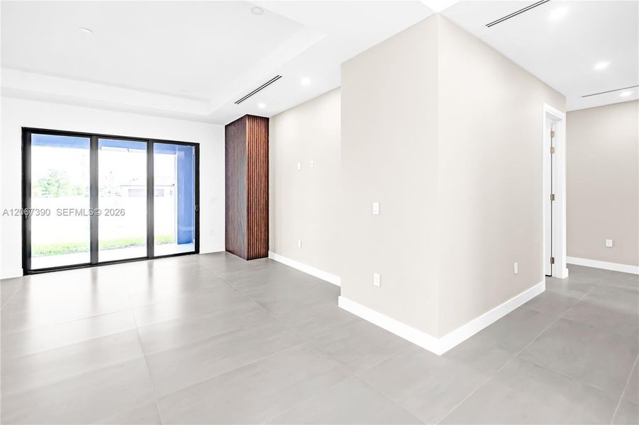Spacious, unfurnished interior of a new home in , Cape Coral (Image 32). Spacious, unfurnished interior of a new home in , Cape Coral (Image 32).