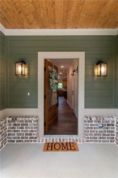 Exterior details and patio area of a home in , Jasper (Image 32).