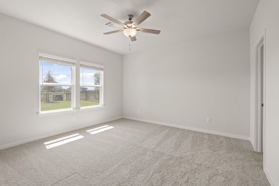 Spacious, unfurnished interior of a new home in Sunterra, Katy (Image 22). Spacious, unfurnished interior of a new home in Sunterra, Katy (Image 22).