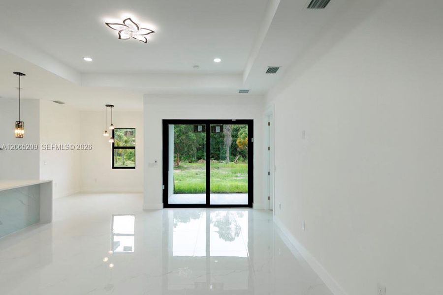 Spacious, unfurnished interior of a new home in , Lehigh Acres (Image 61).