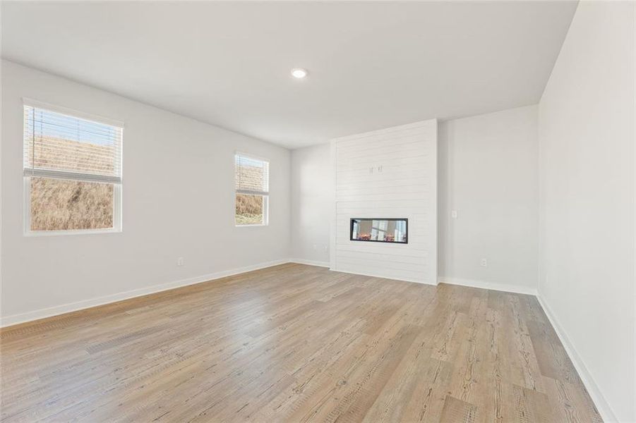 Spacious, unfurnished interior of a new home in Belleview Manor, Fairburn (Image 13).