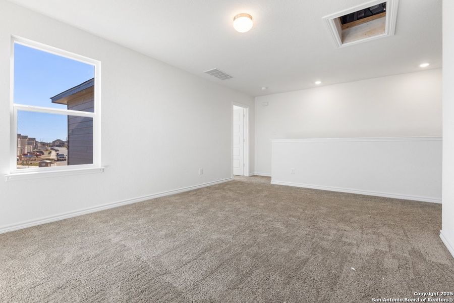 Spacious, unfurnished interior of a new home in The Granary - Heritage Collection, San Antonio (Image 8). Spacious, unfurnished interior of a new home in The Granary - Heritage Collection, San Antonio (Image 8).