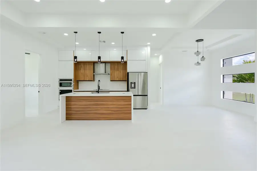 Furnished interior view inside a new home in , Cape Coral (Image 4).