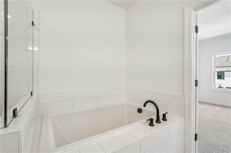 Close-up of interior finishes inside a home in Millcroft Townhomes, Buford (Image 25). Close-up of interior finishes inside a home in Millcroft Townhomes, Buford (Image 25).