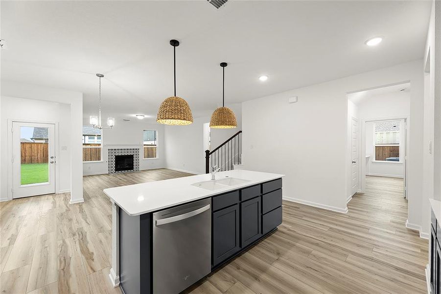 07. 5038 Duck Cove - Kitchen (3) 07. 5038 Duck Cove - Kitchen (3)