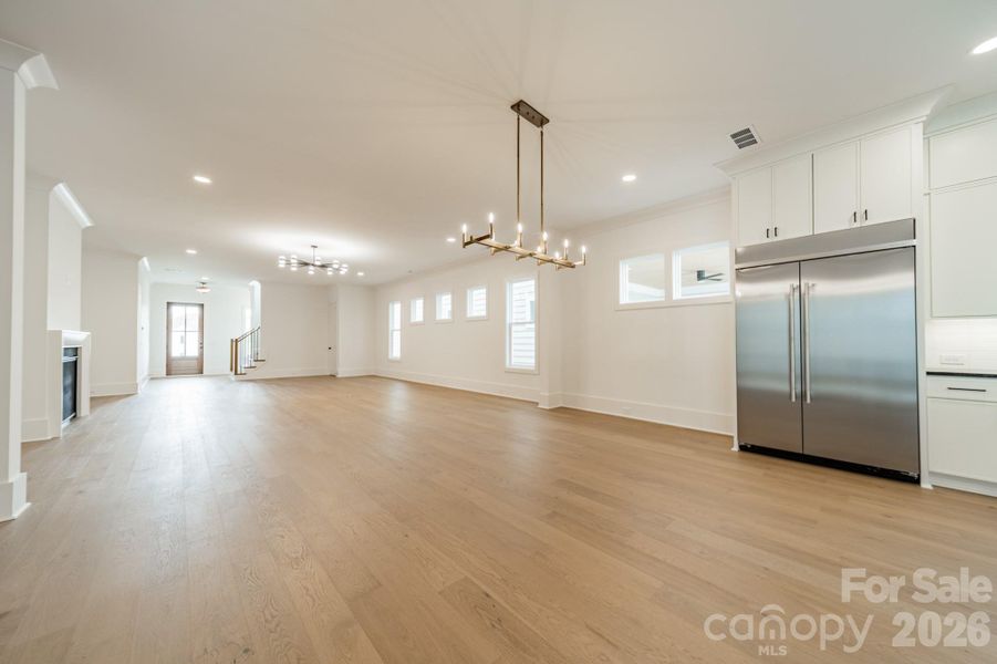 Spacious, unfurnished interior of a new home in , Davidson (Image 26).