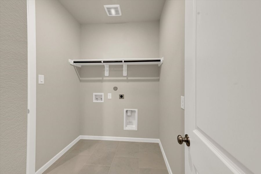 Image 39 of a home in Sunterra 50s. Image 39 of a home in Sunterra 50s.