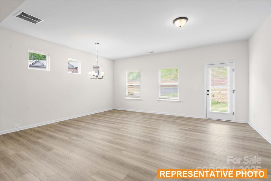 Suwanee Family and Dining Room